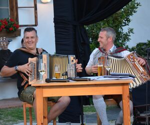 Volksmusikabend mit Marc Pircher im Duo und Hausverstond