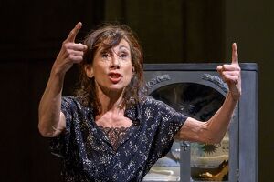 Rose / Martin Sherman