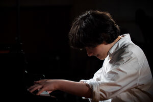 Zwischen Gestern und Morgen