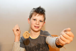 Kinder Workshop: Iberisches Amulett basteln